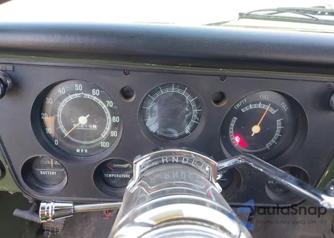 1969 Chevrolet Suburban z USA, uszkodzony, nr VIN KE149Z879312